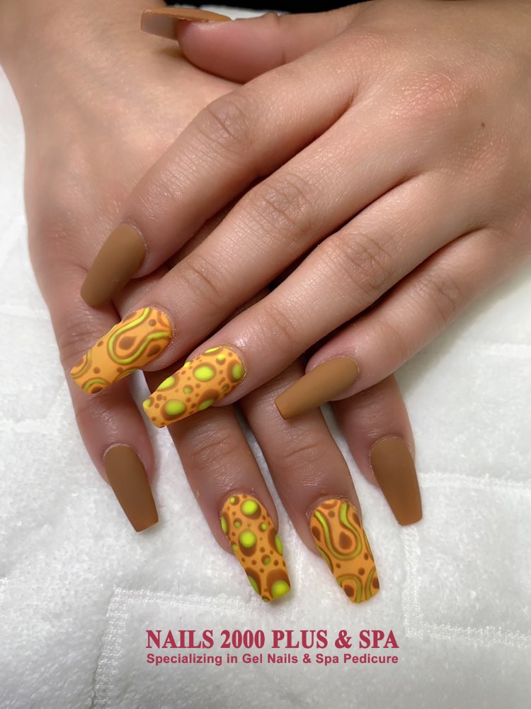 Nails 2000 Plus in Carlsbad, CA 92009